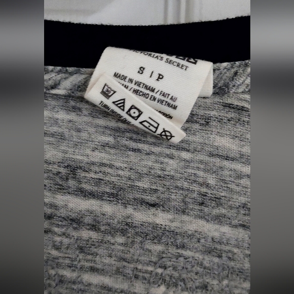 Victoria's Secret Black and Gray Sequin Logo Long Sleeve Top - Picture 4 of 4
